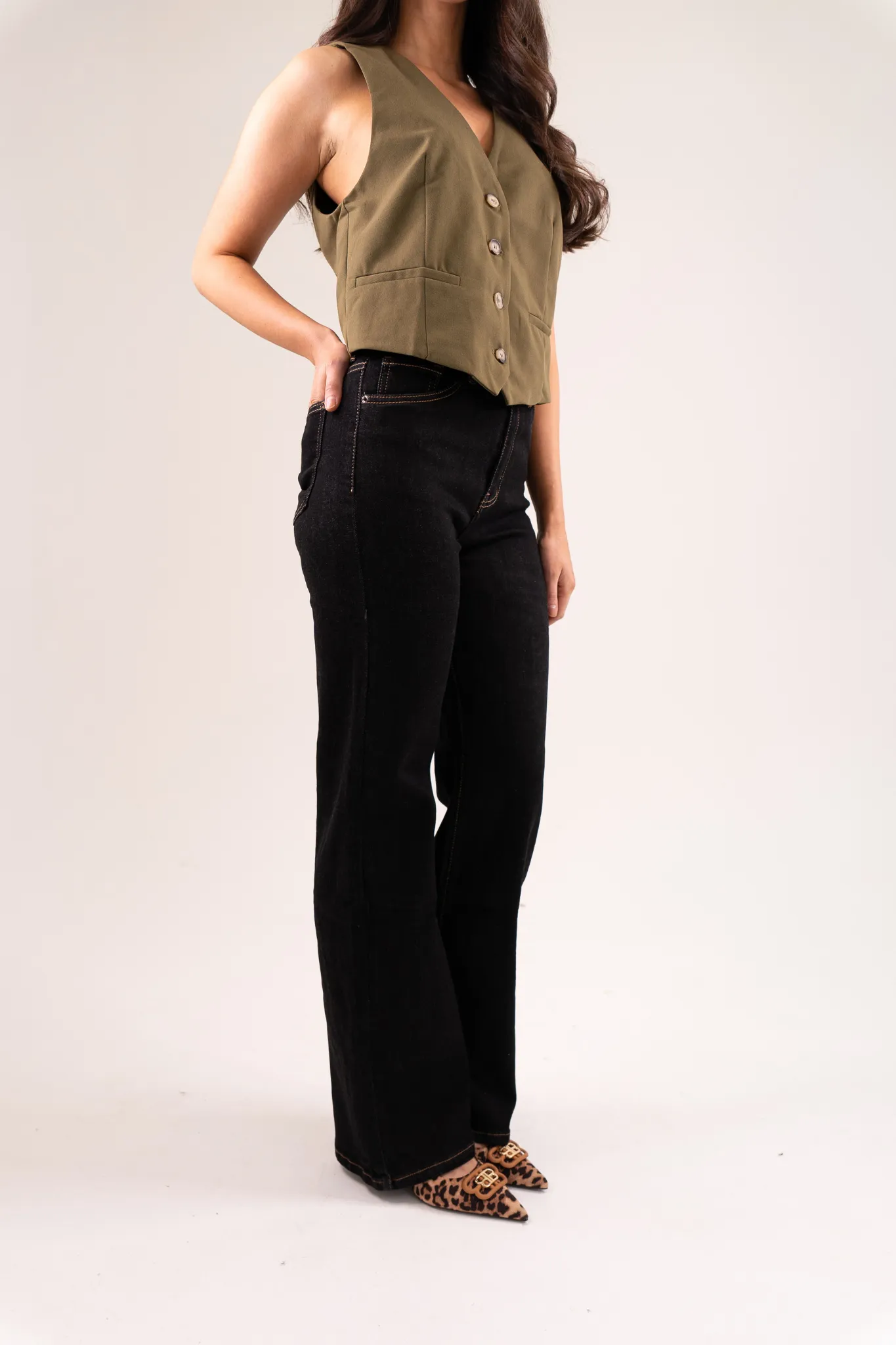 Freya Straight Leg Jeans In Dark Wash